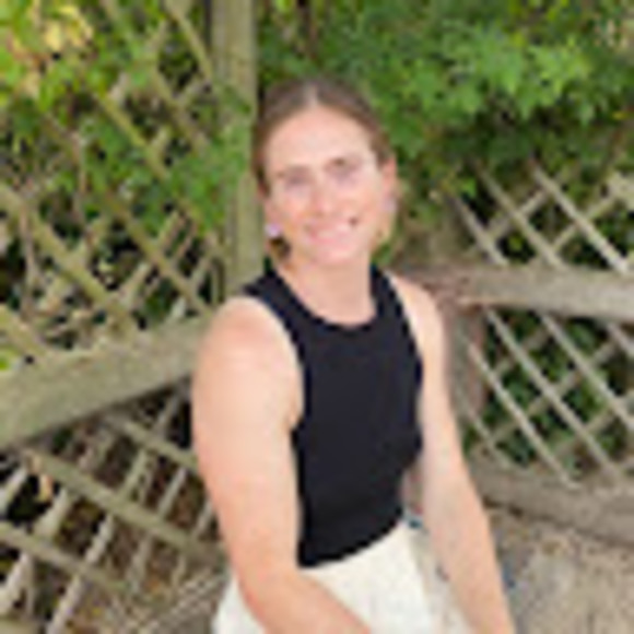 Meet your Posher, Emma - Picture 1 of 1